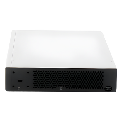 Switch PoE+ Administrable / 24 Puertos 10/100/1000 Mbps + 4 SFP / 360W PoE Total / Switching 56 Gbps / Cloud GWN Sin Costo / Montable en Rack
