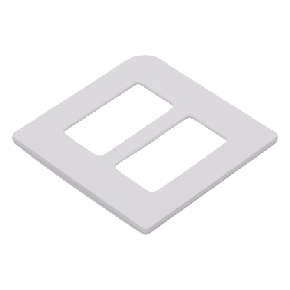 Placa de pared de 2 espacios sin tornillos visibles en acabado Snow satinado, compatible con atenuadores e interruptores Lutron Maestro, Diva, Claro