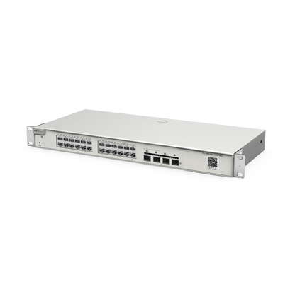 Switch Administrable Capa 2+ Plus, con 24 puertos Gigabit, 4 puertos SFP+ para fibra 10Gb, gestión gratuita desde la nube.