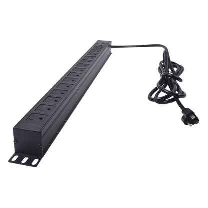 Unidad de Distribución de Energía (PDU) / 14 Tomas / 125 V / Montaje Vertical / Cable 1.90 m (6.2 ft) / Gabinete 650 mm (25.6 in) de Ancho