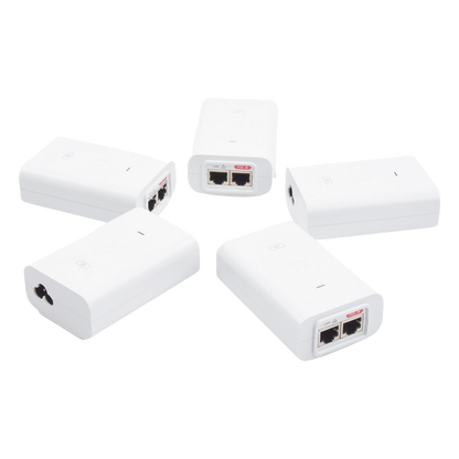 5 Unidades del Adaptador PoE Ubiquiti de 24 VDC, 1.0 A con puerto Gigabit, color blanco