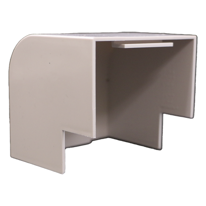 Esquinero Exterior Color Blanco de PVC Auto Axtinguible, Para Canaleta TMK-4577 (5510-02001)