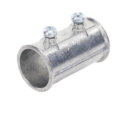 Cople de 3/4" para Tubo Pared Delgada con Tornillos Opresores.