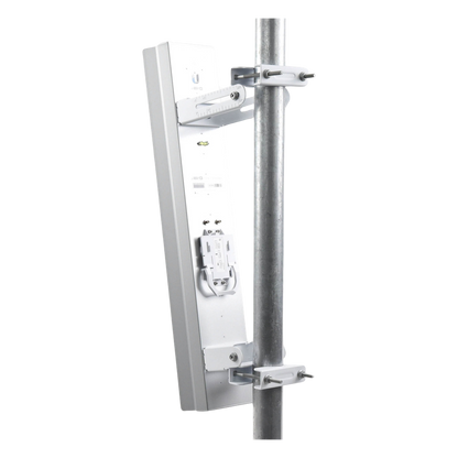 Antena sectorial para estaciones base airMAX AC de 60° de cobertura horizontal, en 5 GHz (5150 - 5875 MHz) de 21 dBi