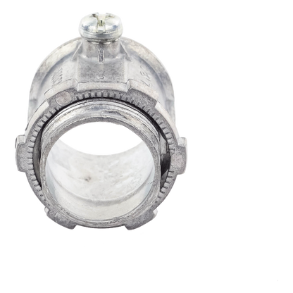 Conector de 3/4" para Tubo Pared Delgada con Tornillos Opresores.