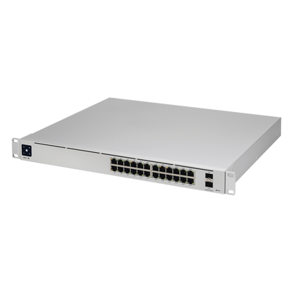 UniFi Switch USW-Pro-24-POE Gen2, con funciones capa 3, de 24 puertos PoE 802.3at/bt + 2 puertos 1/10G SFP+, 400W, pantalla informativa