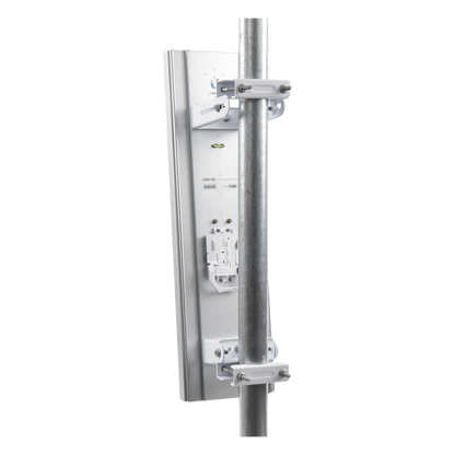 Antena sectorial para estaciones base airMAX AC de 45° de cobertura horizontal, en 5 GHz (5150 - 5875 MHz) de 22 dBi
