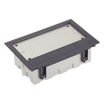 Caja Para Instalación en Piso Falso para Voz, Datos o Contactos Eléctricos / Capacidad para 4 Módulos / Espacio Embellecedor en la Tapa / Profundidad