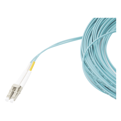 Jumper de Fibra Óptica Multimodo 50/125 XGLO OM3, LC-LC Duplex, OFNR, Color Aqua, 15 Metros (49.21 Pies)
