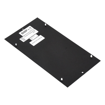 Placa ciega para cubrir una posición de módulo sin usar en paneles y anunciadores de incendio NOTIFIER, compatible con módulos opcionales NCM-W