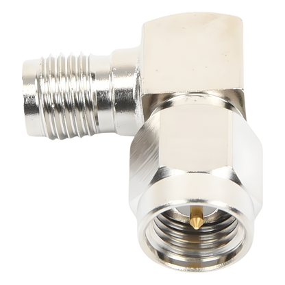 Adaptador en Ángulo Recto, de Conector SMA Macho a SMA Hembra Níquel/ Oro/ Teflón