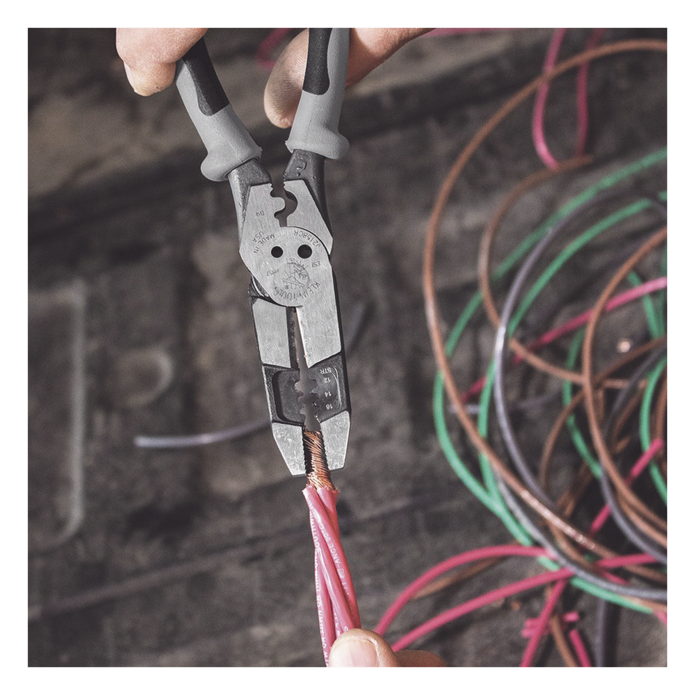 Pinza Híbrida con Ponchadora de 8". Pela Cable Sólido de 10-14 AWG y Cable Trenzado de 12-16 AWG
