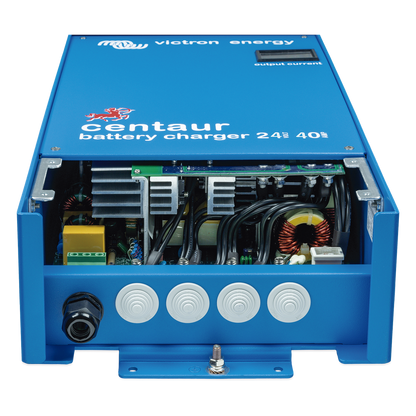 Centaur 24/40 / Cargador de Baterías 24V, 40A / Para Ambientes Marinos y Terrestres. / Bancos de 160 a 400 Ah