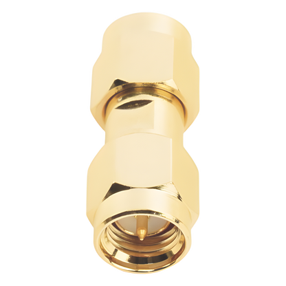 Adaptador Tipo Barril, de Conector SMA Macho a SMA Macho, Oro/ Oro/ Teflón.â€‹
