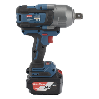 Llave de Impacto Inalámbrica de 20V, Entrada de 3/4 in, Incluye 2 Baterías de 6Ah, Cargador y Estuche