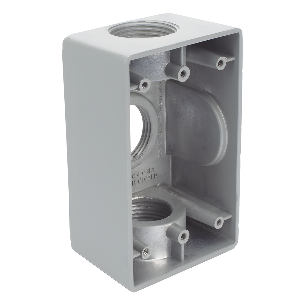 Caja Condulet FS de 1" (25.4 mm ) con tres bocas una arriba y una atrás a prueba de intemperie.