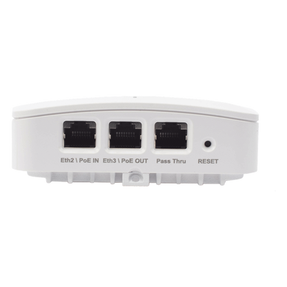 Punto de Acceso Empresarial Wi-Fi 6 / Con diseño para Pared / 3 Puertos Gigabit (1 con Salida PoE) / Doble banda en ( 2.4 y 5 GHz) / Hasta 2.5 Gbps