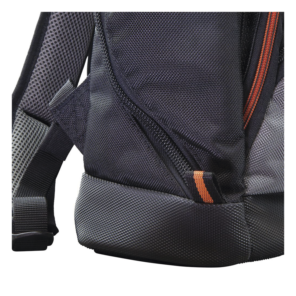 Mochila para Herramientas Tradesman Pro™ de 44.5 cm en Color Negro con 35 Bolsillos (No incluye herramientas).