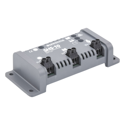 Controlador de Carga Solar PWM 10 A / 12 VCC / Desconexión Automática / IP22 / Protección Integral / Bajo Consumo 8 mA