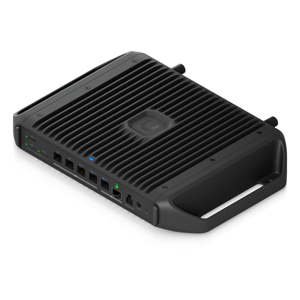Cloud Gateway Industrial Rugerizado sin Ventilador con Puertos 10 GbE, 350W de Potencia Total para Despliegues PoE de Alta Densidad, Enrutamiento