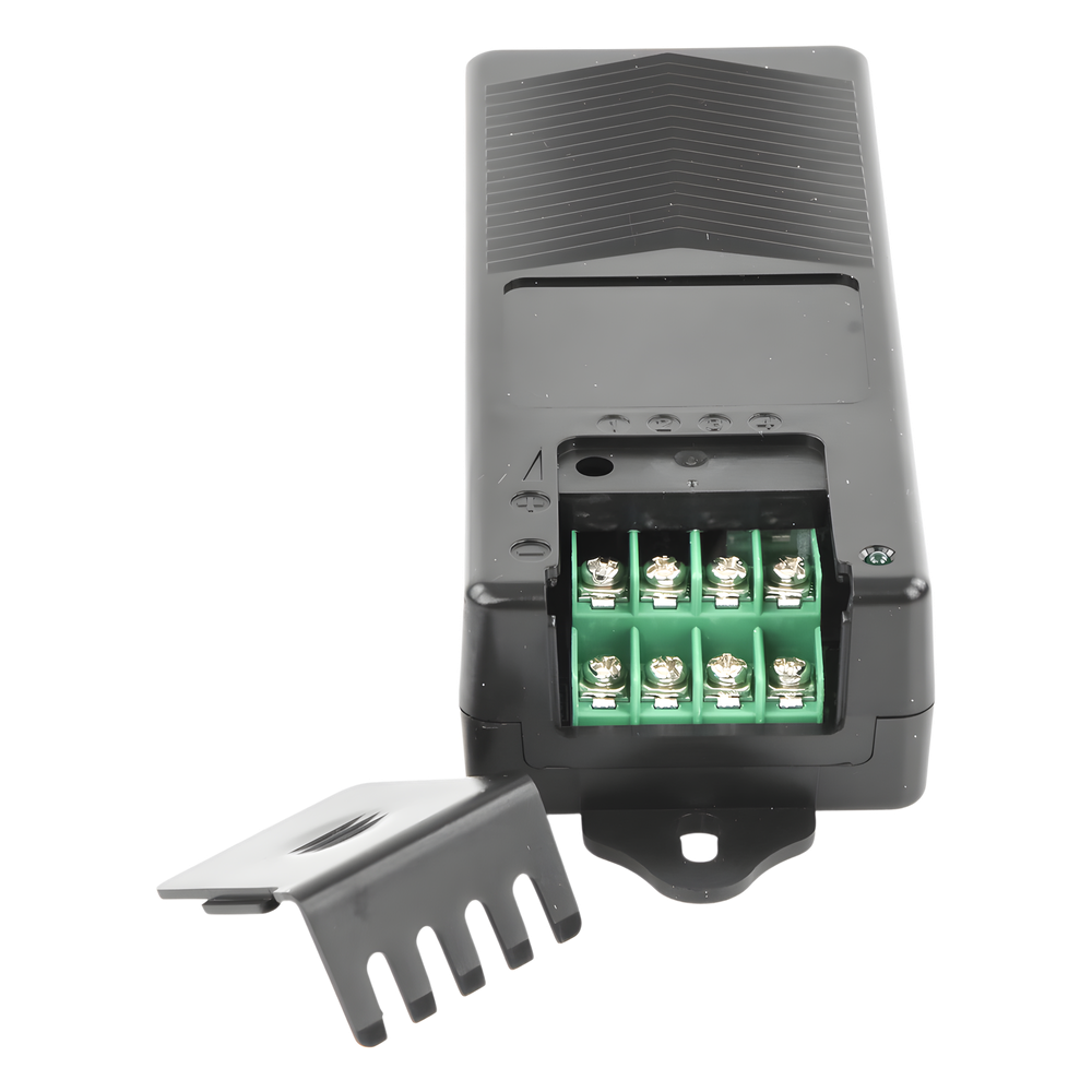 Fuente de Poder de 4 Salidas de 11 - 15 Vcc / 5 Amper / Voltaje de Entrada 110- 240 Vac / Fusible Termico PTC Integrado para Protección / Salida de