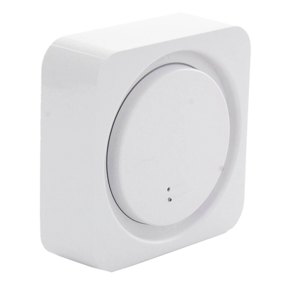 Kit de procesador para sistema de iluminación RadioRA 3, alimentación PoE, hasta 100 dispositivos Clear Connect Tipo X y 95 Tipo A, incluye inyector