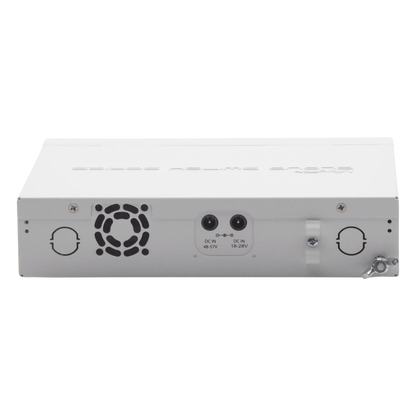 Cloud Router Switch Administrable L3, 8 puertos 10/100/1000 Mbps c/PoE Pasivo ó 802.3af/at, 4 Puertos SFP