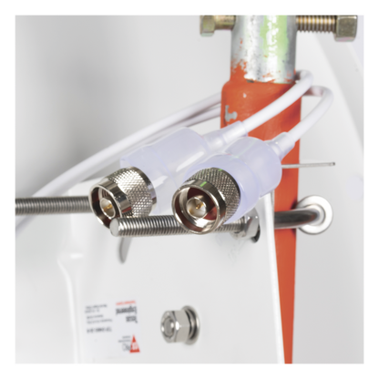 Antena Direccional con Frecuencia Extendida / 4.8 - 6.5 GHz / 28 dBi / Jumper incluido con conector N-Macho / Polaridad en 90º y 45º / Montaje