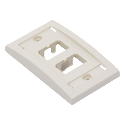 Placa de Pared Vertical Ejecutiva, Salida Para 4 Puertos Mini-Com, Con Espacios Para Etiquetas, Color Blanco Mate