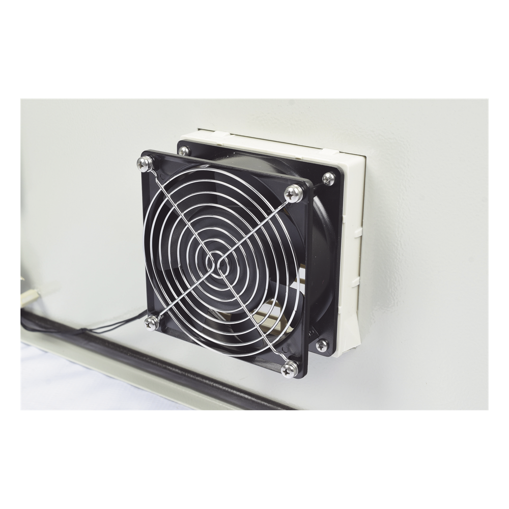 Gabinete Ventilado de Acero IP55 Uso en Exterior (600 x 800 x 300 mm) con Placa Trasera Interior Metálica y Compuerta Inferior Atornillable. Incluye