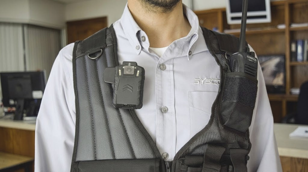 Body Camera para Seguridad / Video 4K / GPS Interconstruido / Conexión 4G-LTE / WiFi / Bluetooth / Sistema Basado en Android / Exterior IP66