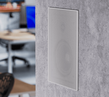 UniFi In-Wall Speaker Altavoz Empotrable de Pared / Woofer 6.5" 130W / Tweeter 1" Pivote ±15° / 8 Ohms / Cobertura Simétrica Axial de 90° / NDAA