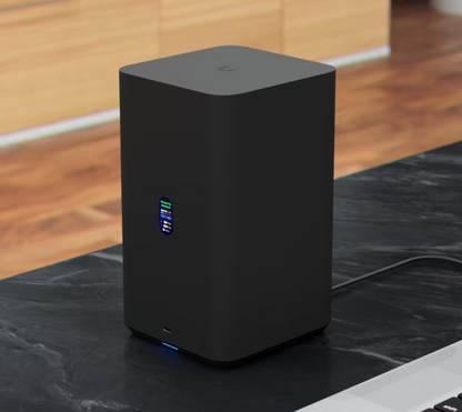 UniFi UNAS-2 – Servidor NAS Compacto de 2 Bahías para HDD 3.5" SATA, Puerto 2.5 GbE, USB-C y PoE++