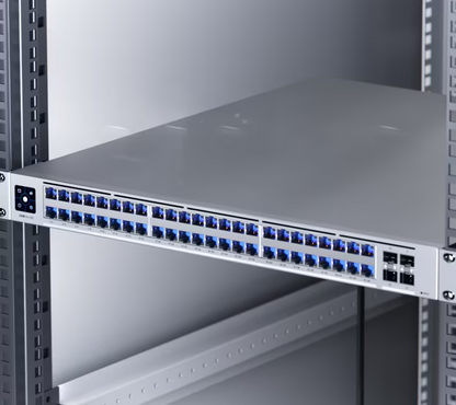 UniFi Switch USW-Pro-XG-48 / Capa 3 / 48 puertos (32 × 10 GbE, 16 × 2,5 GbE) + 4 puertos SFP28 25 G