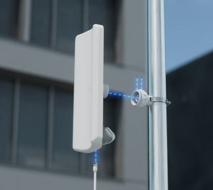 Device Bridge Pro Sector — Punto de Acceso PtMP 5 GHz para más de 50 Clientes UDB-Pro a Distancias de hasta 5 km