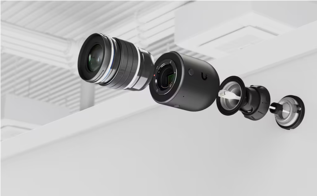 UniFi Protect AI DSLR Long Distance – Cámara 4K PoE+ para Interior/Exterior con Sensor de Alta Sensibilidad, Lente Fija de larga distancia de 45 mm y